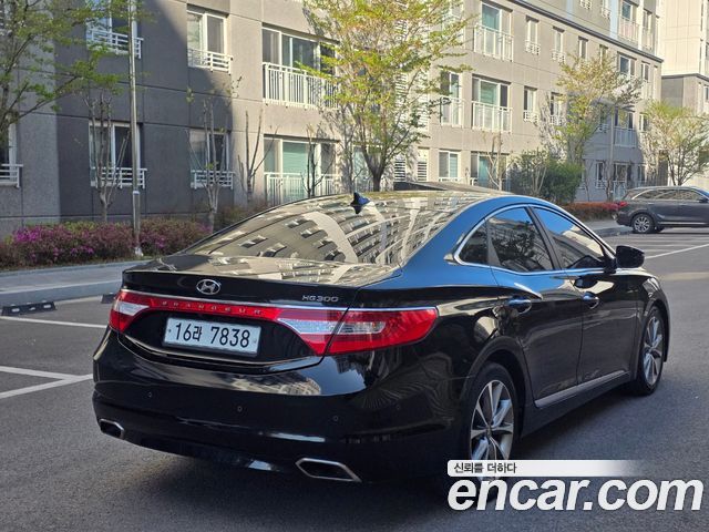 Hyundai Grandeur HG300 Exclusive Special — пробег 145 317 км — фото 4 из 5