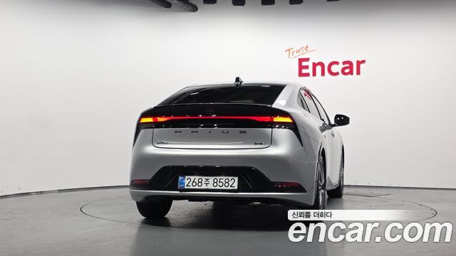 Toyota Prius из Кореи Encar