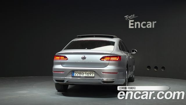 Volkswagen Arteon 2.0 TDI Premium — пробег 94 331 км — фото 4 из 5