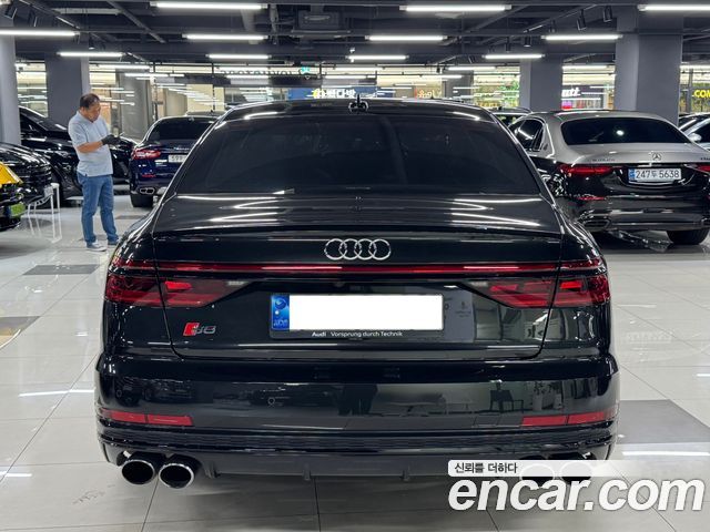 Audi S8 из Кореи Encar
