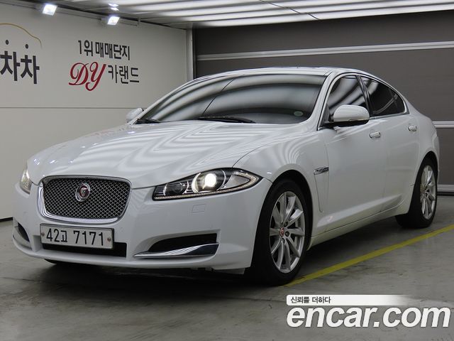Jaguar XF 2.2D Premium X250 — пробег 112 292 км — фото 1 из 5
