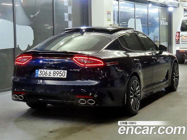 Kia Stinger из Кореи Encar