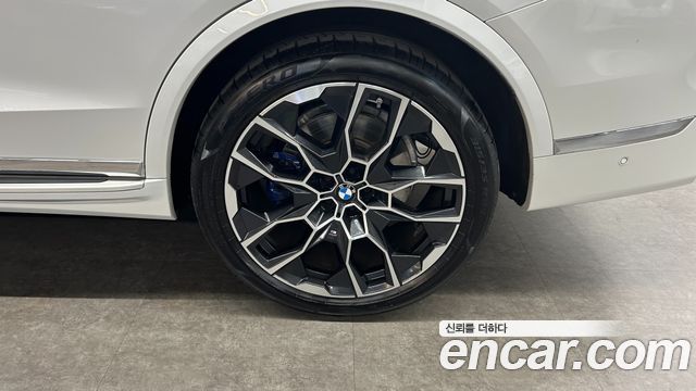 BMW X7 xDrive 40d M Sport 6STR — пробег 6 736 км — фото 5 из 5
