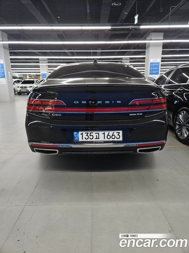 Genesis G90 из Кореи Encar