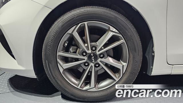 Kia K3 из Кореи Encar