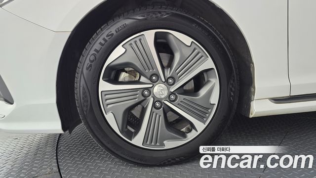 Hyundai Sonata Premium — пробег 185 209 км — фото 5 из 5