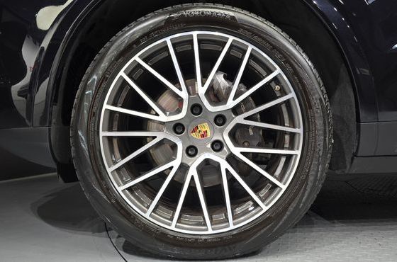 Porsche Cayenne 3.0 — пробег 69 220 км — фото 5 из 5