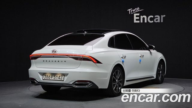 Hyundai Grandeur из Кореи Encar