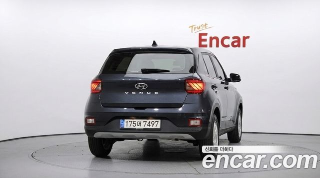 Hyundai Venue 1.6 Modern — пробег 14 828 км — фото 4 из 5
