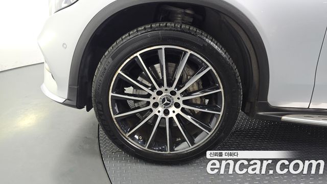 Mercedes-Benz GLC-Class GLC300 4MATIC AMG Line — пробег 51 077 км — фото 5 из 5
