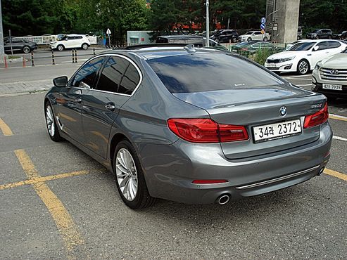 BMW 5-Series 520d Luxury Special Edition — пробег 88 532 км — фото 2 из 5