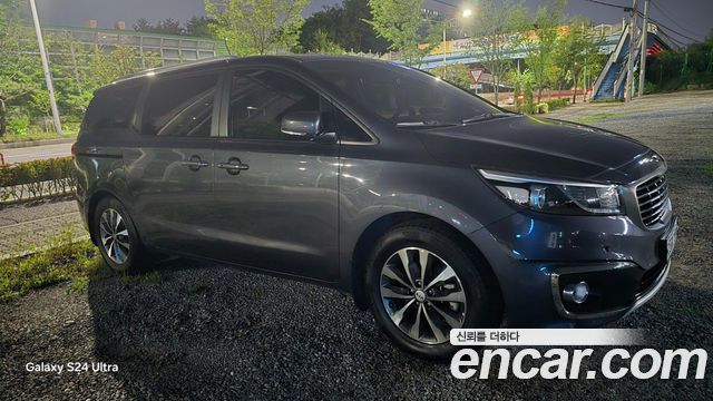 Kia Carnival из Кореи Encar