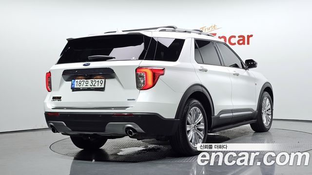 Ford Explorer 2.3 LimIted 4WD — пробег 113 428 км — фото 2 из 5