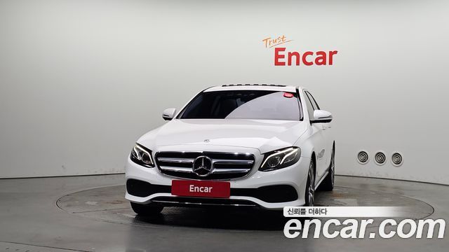 Mercedes-Benz E-Class из Кореи Encar
