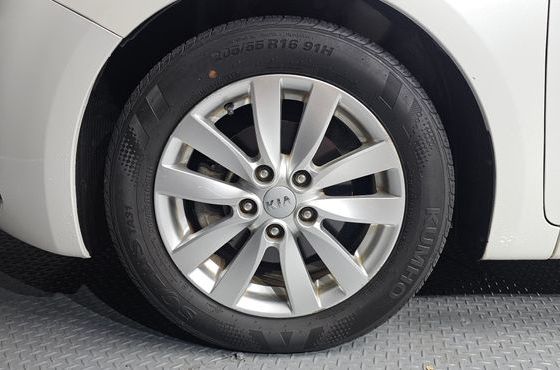 Kia K3 Trendy — пробег 117 636 км — фото 5 из 5