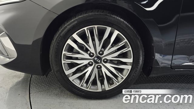 Kia K7 из Кореи Encar