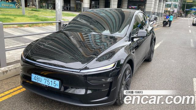 Tesla Model Y Premium RWD — пробег 3 014 км — фото 2 из 5