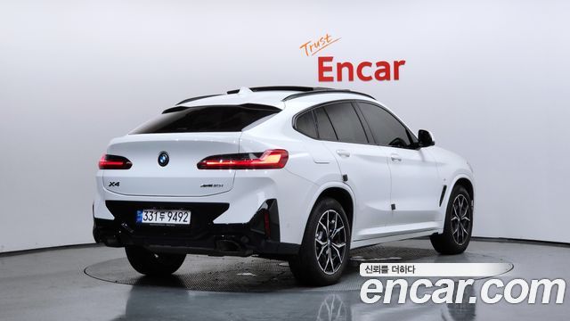 BMW X4 xDrive20i M Sports Pro — пробег 19 643 км — фото 2 из 5