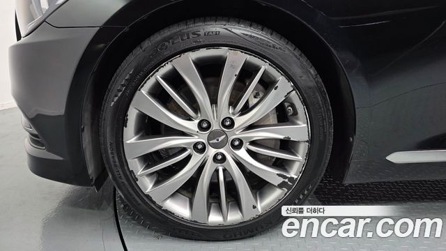 Hyundai Genesis из Кореи Encar