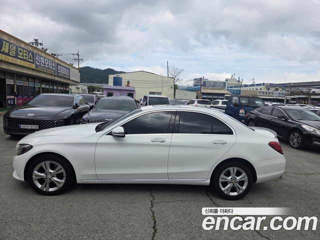 Mercedes-Benz C-Class из Кореи Encar