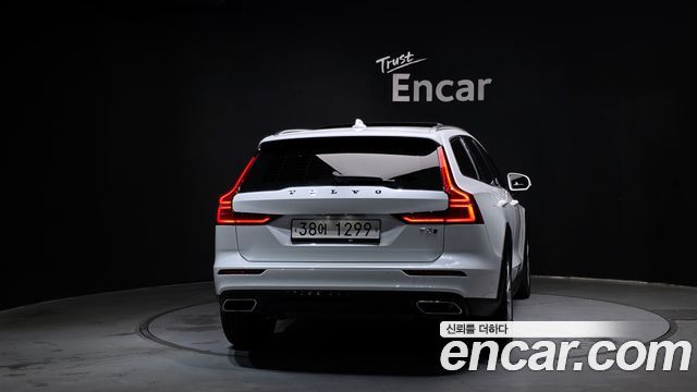 Volvo V60 из Кореи Encar