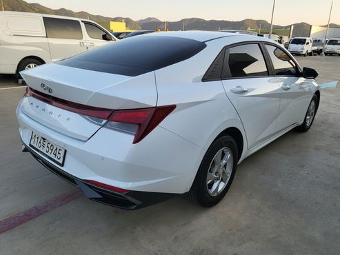 Hyundai AVANTE 1.6 Smart — пробег 43 266 км — фото 4 из 5