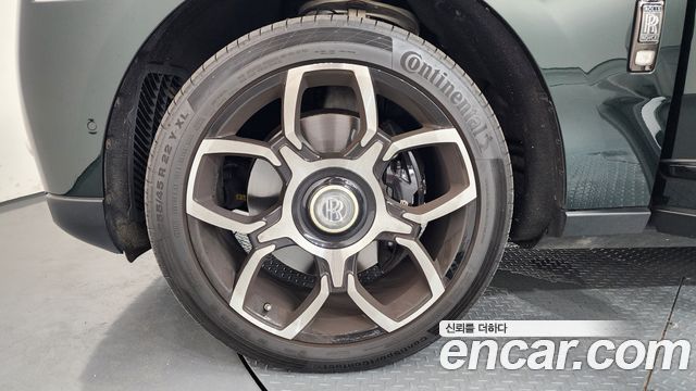 Rolls-Royce Cullinan из Кореи Encar