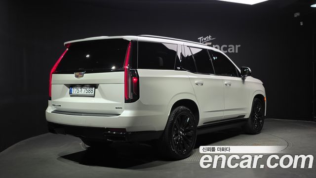 Cadillac Escalade 6.2 Sports Platinum — пробег 22 963 км — фото 2 из 5