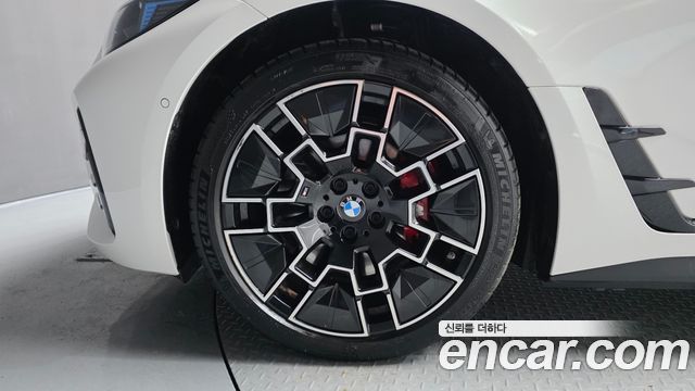 BMW i4 из Кореи Encar