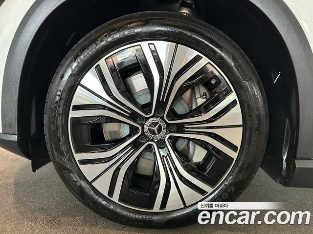 Mercedes-Benz EQE из Кореи Encar