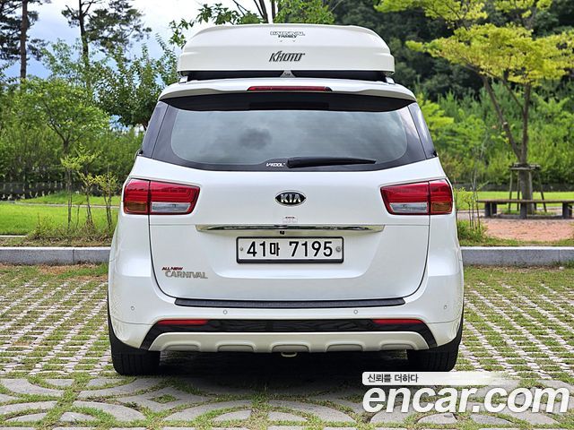 Kia Carnival из Кореи Encar