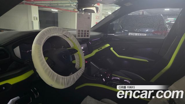 Lamborghini Urus из Кореи Encar