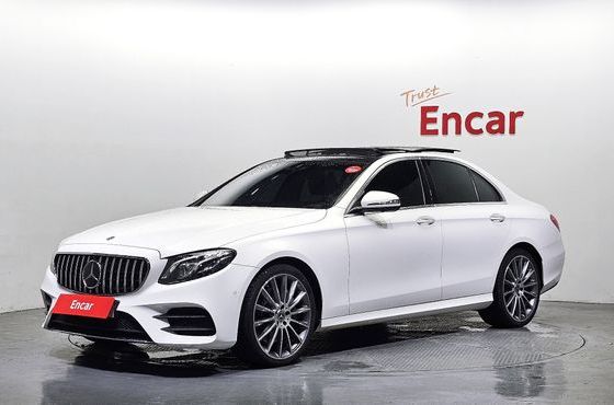 Mercedes-Benz E-Class E350 4MATIC AMG Line — пробег 122 062 км — фото 1 из 5