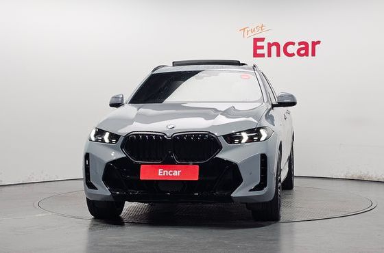 BMW X6 xDrive40d M Sport Online Exclusive — пробег 6 977 км — фото 3 из 5