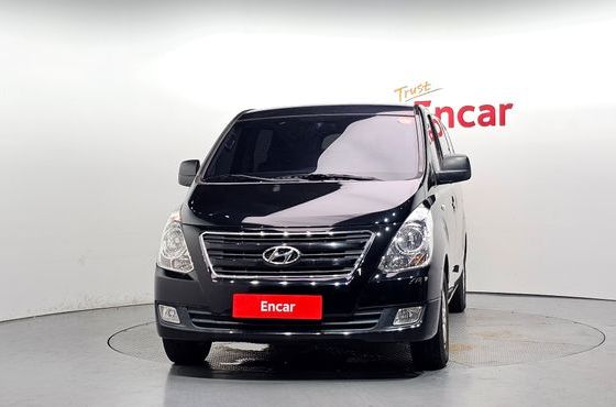 Hyundai Starex 12-Seater Wagon Smart — пробег 135 570 км — фото 3 из 5
