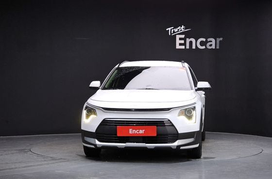 Kia Niro Trendy — пробег 131 565 км — фото 3 из 5