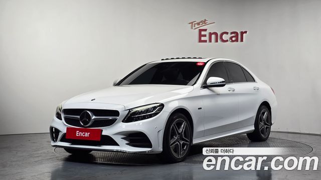Mercedes-Benz C-Class C300e 4MATIC AMG Line — пробег 94 709 км — фото 1 из 5