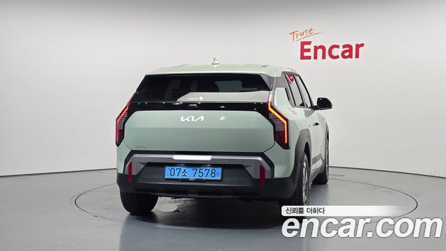 Kia EV3 из Кореи Encar