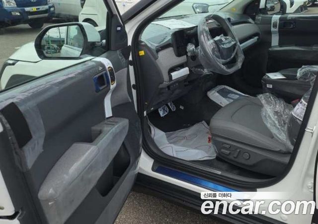Kia EV3 Long Range 2WD Earth — пробег 1 км — фото 4 из 5