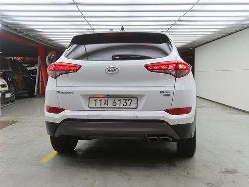 Hyundai Tucson Diesel 2.0 4WD Modern — пробег 90 024 км — фото 3 из 5