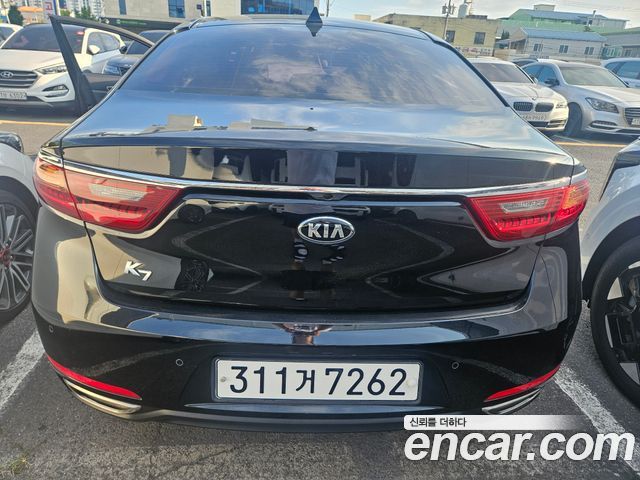Kia K7 из Кореи Encar
