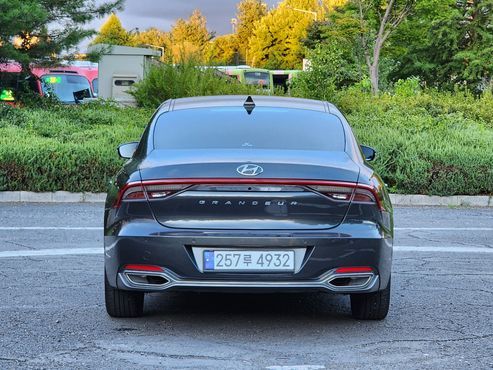 Hyundai Grandeur 2.5 Premium Choice — пробег 129 062 км — фото 3 из 5
