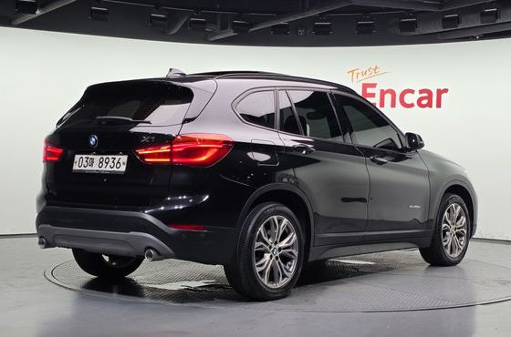 BMW X1 xDrive 20d Joy — пробег 196 798 км — фото 2 из 5