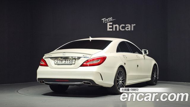 Mercedes-Benz CLS-Class CLS250 d 4MATIC AMG Line — пробег 57 212 км — фото 2 из 5