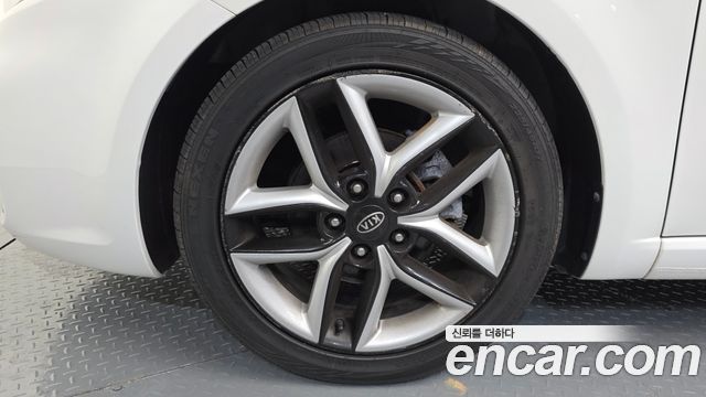Kia Porte 1.6 GDI Prestige — пробег 177 817 км — фото 5 из 5