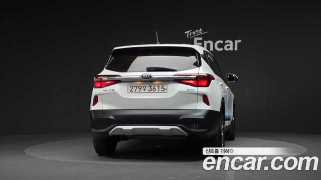Kia Seltos из Кореи Encar