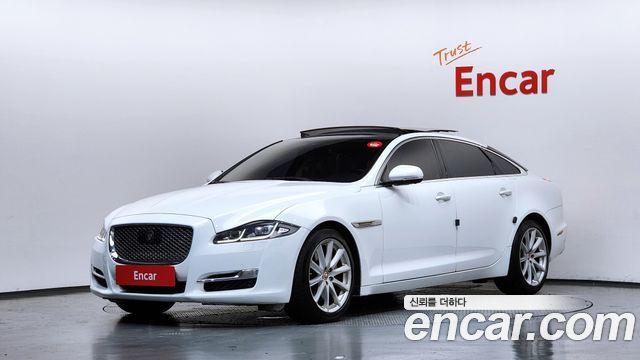 Jaguar XJ 3.0D Premium Luxury LWB X351 — пробег 120 135 км — фото 1 из 5