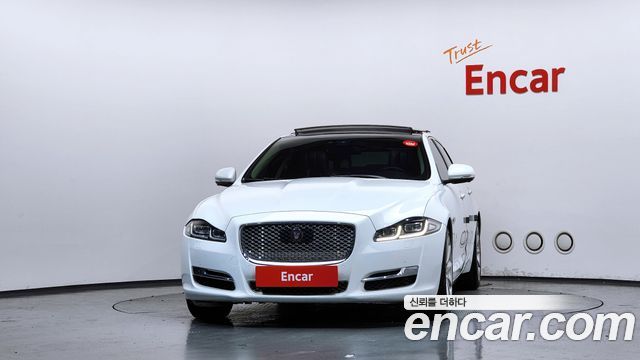 Jaguar XJ 3.0D Premium Luxury LWB X351 — пробег 120 135 км — фото 3 из 5