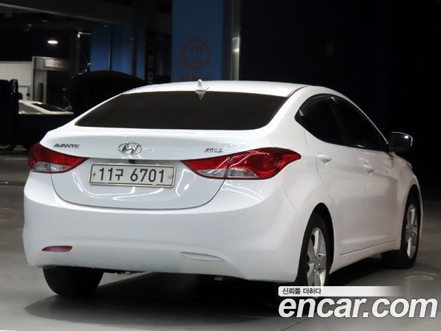 Hyundai AVANTE LPI M16 Deluxe — пробег 212 830 км — фото 2 из 5