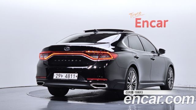 Hyundai Grandeur из Кореи Encar